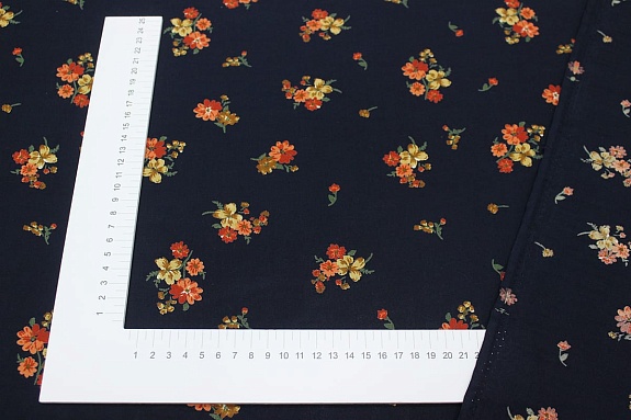 Штапель Премиум "Цветочные букетики" цв.чернильный, ш.1.45м, вискоза-100%, 120гр/м.кв