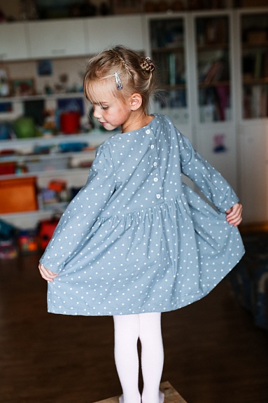 Детское платье из теплого хлопка "Звездопад"