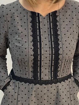 Платье в горошек из теплого хлопка