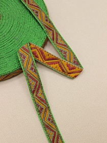 Жак.лента 16мм Горчичный/винтажно-бордовый орнамент на сверкающем зеленом