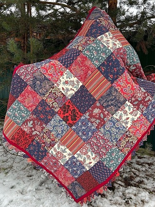 Пэчворк-одеяло из набора тканей для рукоделия "Сказка"