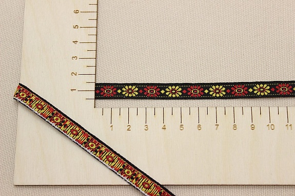 Жак.лента 10мм Красные/желтые цветы на черном