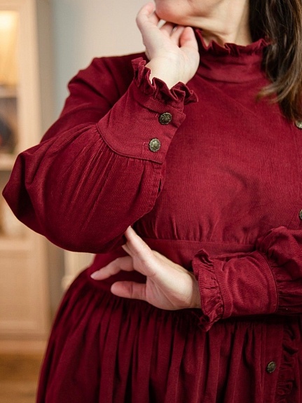 Вечернее платье из микровельвета мини