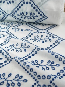 Шитье "Объятия граней", ш.1.5м (вышит. часть1.37м), хлопок-100%, 100гр/м.кв