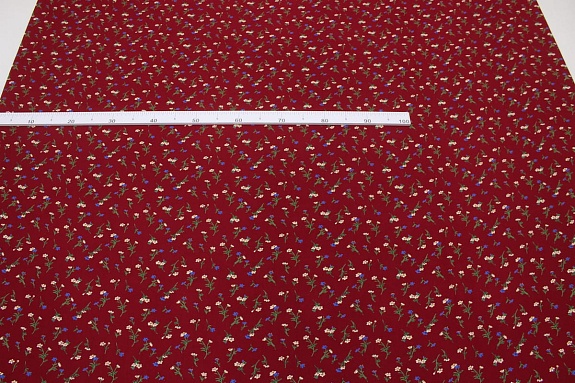 Штапель Премиум "Маленькие цветочные веточки на бордово-красном", СОРТ2, ш.1.44м, вискоза-100%