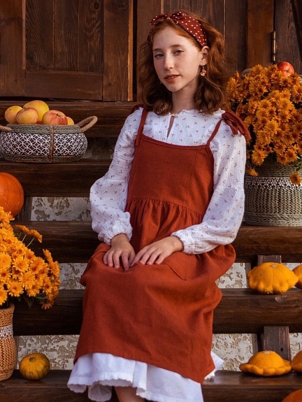 Сарафан из крапивы и блузка из муслина
