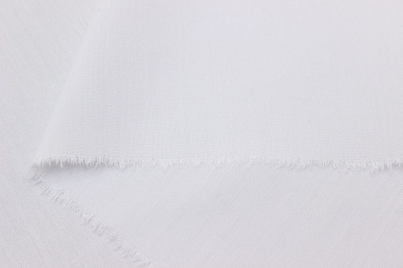 Штапель цв.Белая дымка, СОРТ2, ш.1.45м, вискоза-100%, 110гр/м.кв 