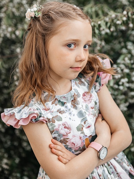 Детское платье из сатина "Великолепие роз на белом"