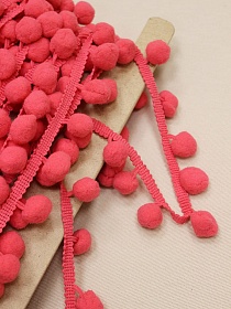 Брак(уценка) Тесьма "Помпоны" цв.насыщенный коралл, шир.тесьмы без помпона-10мм; помпон Ø-20мм