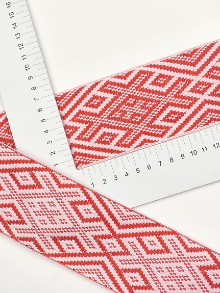 Жак.лента 70мм Красный славянский рисунок на бледно-розовом