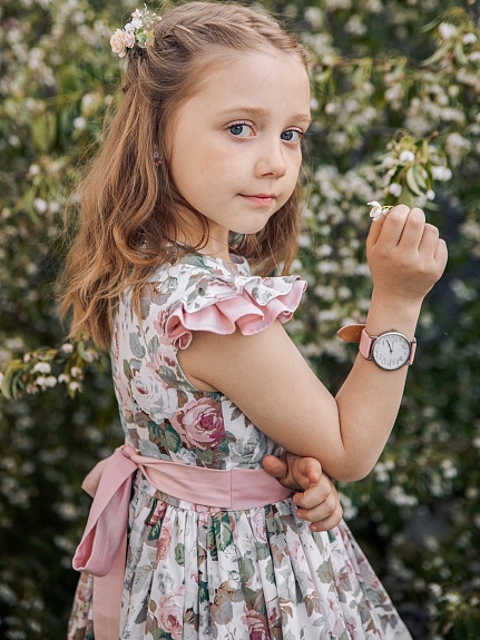 Детское платье из сатина "Великолепие роз на белом"