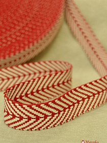Лента тканая (толстое плетение) Елочка цв.суровый на красном, хлопок-50%, п/э-50%, 40 мм