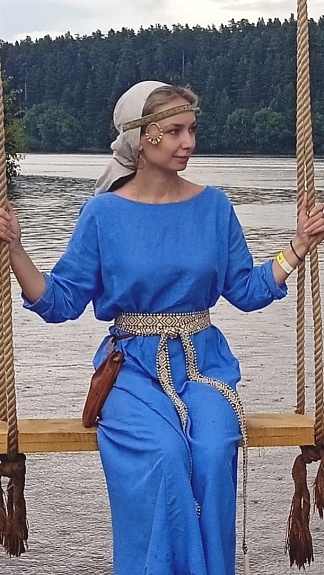 Льняное славянское платье