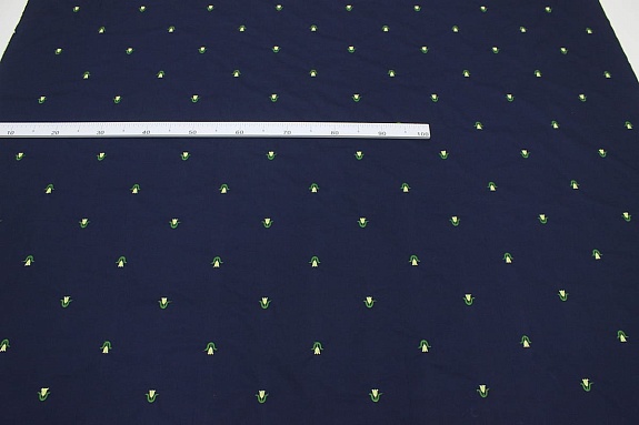 Перкаль Премиум с вышивкой "Желтые тюльпанчики" цв.чернильно-синий, ш.1.53м, хл-100%, 115гр/м.кв