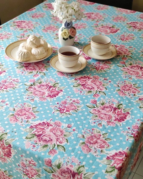 Скатерть из ткани для столового белья Букеты роз