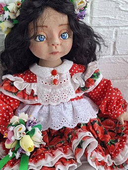 Интерьерная кукла в нарядном платье из перкали