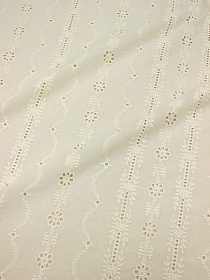 Шитье "Цветочное ожерелье" (фестоны с 2х сторон) цв.кремовый, ш.1.35м, батист, хл-100%, 80гр/м.кв