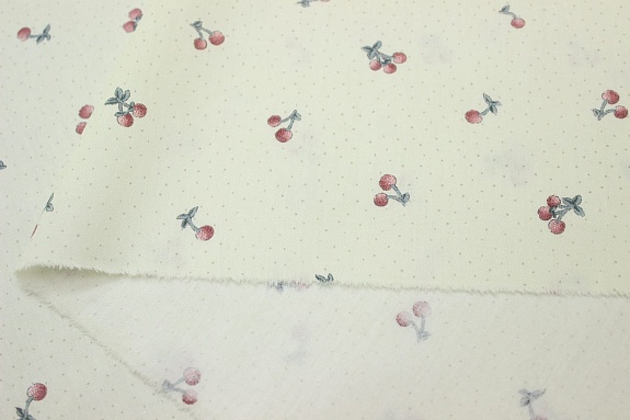 Сатин "Кукольные вишенки", ш.2.35м, хлопок-100%, 110гр/м.кв