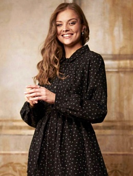 Платье из Теплого  хлопка "Цветочки - мотылечки" цв.черный