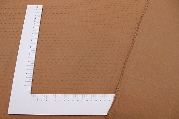 Фактурный хлопок "Шарики" цв.карамельно-коричневый, ш.1.44м, батист, хл-100%, 80гр/м.кв