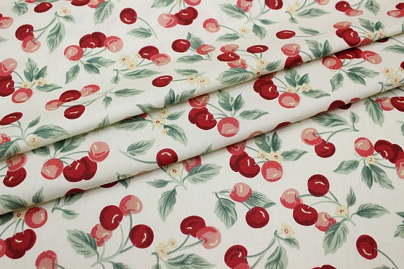 Сатин "Сочная вишня" цв.ванильно-кремовый, ш.2.35м, хлопок-100%, 110гр/м.кв