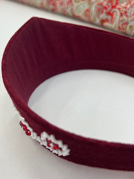 Кокошник из бархата