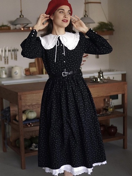 Платье с воротником из Теплого хлопка "Цветочки - мотылечки" 