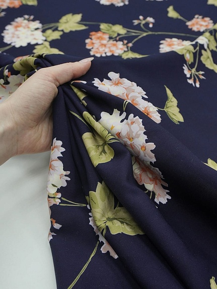 Штапель "Ароматная гортензия " цв.чернильный, ш.1.45м, вискоза-100%, 105гр/м.кв
