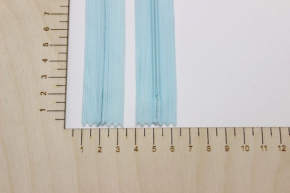 Молния потайная н/р цв.св.мятное мороженое, СОРТ2, 40см, нейлон