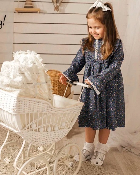 Детское платье из штапеля Кукольная нежность (выкройка платья - D-0015)