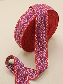 Лента тканая для поясов, 50мм Бело-синий орнамент на красном