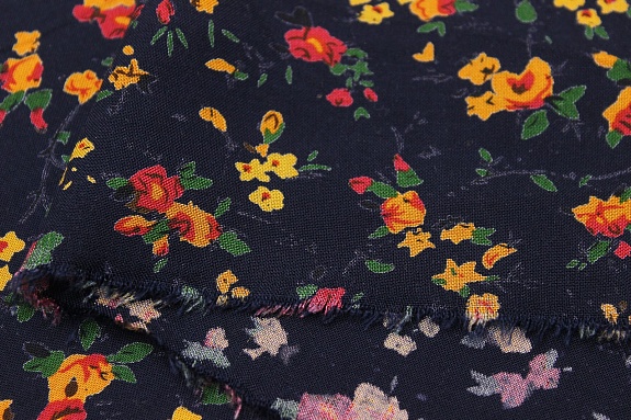 Штапель Премиум "Цветочная грация" цв.чернильный, ш.1.45м, вискоза-100%, 120гр/м.кв