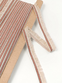 Тесьма с бахромой и красно-черной полоской, 20мм, лен/вискоза-90%, п/э-10%, 