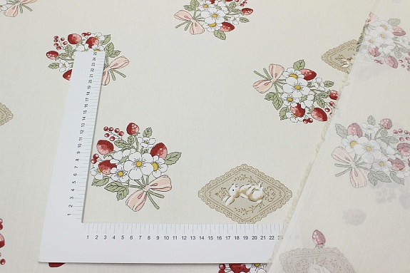 Сатин "Лесной букетик" цв.светлый персик, СОРТ2, ш.2.35м, хлопок-100%, 110гр/м.кв