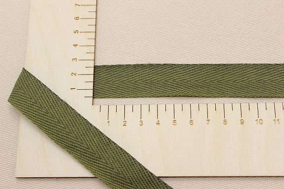 Лента киперная цв.хаки, ш.21мм, хлопок-50%, п/э-50%