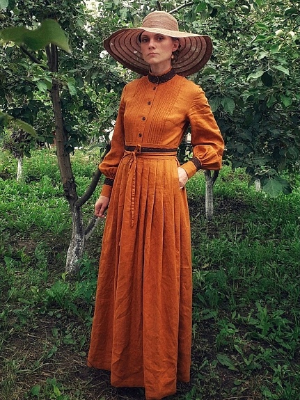 Платье длины макси из полульна