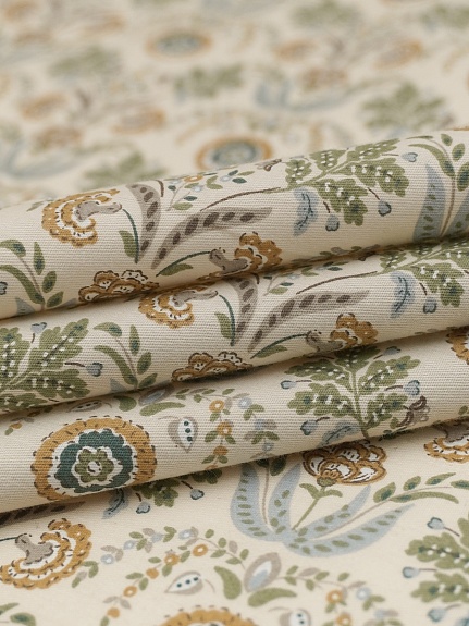 Сатин "Сказочный росточек" цв.св.бежево-молочный, ш.2.35м, хлопок-100%, 110гр/м.кв