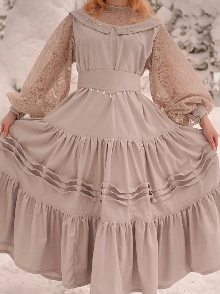 Платье из микровельвета в пепельно-сером цвете