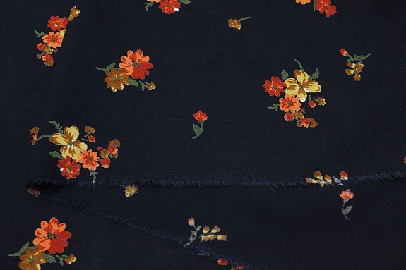Штапель Премиум "Цветочные букетики" цв.чернильный, ш.1.45м, вискоза-100%, 120гр/м.кв