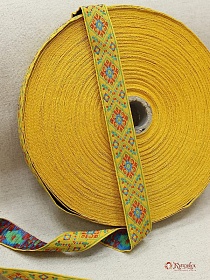 Жак.лента 24мм Красно-зеленый орнамент на желтом#018119