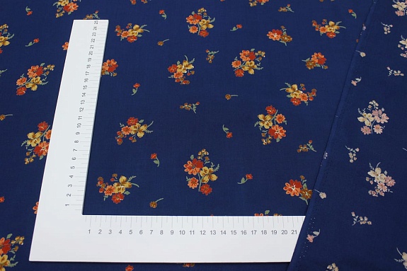 Штапель Премиум "Цветочные букетики" цв.темно-синий, ш.1.45м, вискоза-100%, 120гр/м.кв