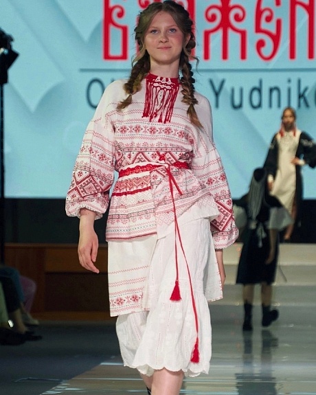 Рубаха коллекции "Блажена" из рогожки "Каравай"