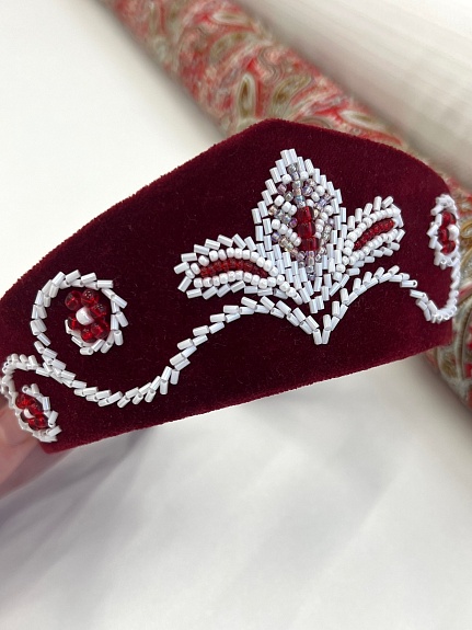 Кокошник из бархата