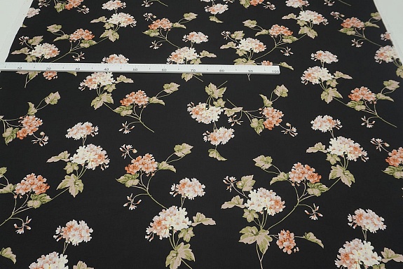 Штапель "Ароматная гортензия " цв.черный, ш.1.45м, вискоза-100%, 110гр/м.кв