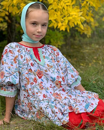 Блуза в народном стиле из сатина "Багряный цветок"