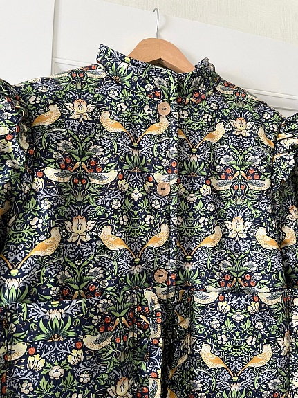 Телогрейка из интерьерного хлопка "Райские птички"