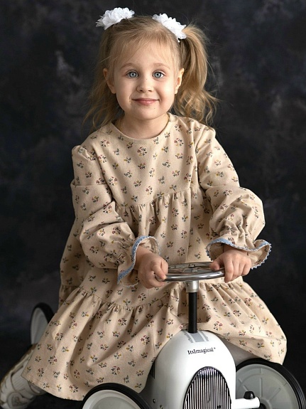 Детское платье из теплого хлопка "Милые букетики"