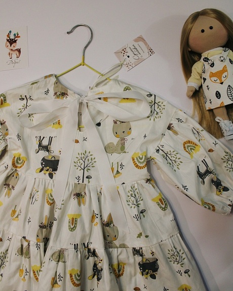 Детское платье из сатина "Лесные зверюшки"