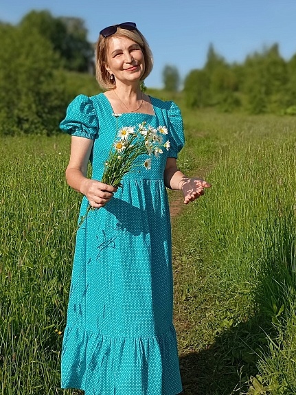 Платье в горошек из бязи в цвете тиффани