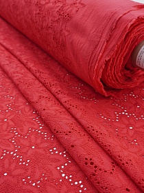 Шитье "Роскошь" цв.красный, ш.1.5м (вышит.часть1.35м), батист, хлопок-100%, 80гр/м.кв